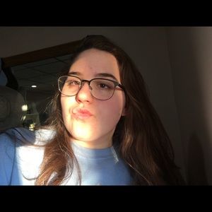 Meet your Posher, Mackenzie